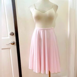 VTG SOLID COLOR CLASP WAIST FLARE MIDI SKIRT IN PINK